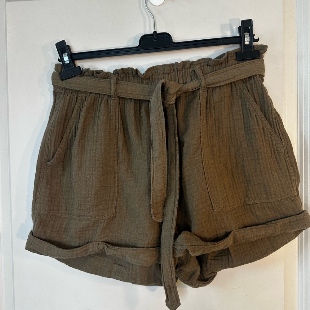 Aerie Gauzy Cotton Green Lightweight Belted Beachy Shorts, Medium